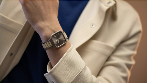 Zegarki Rado z kwadratową kopertą